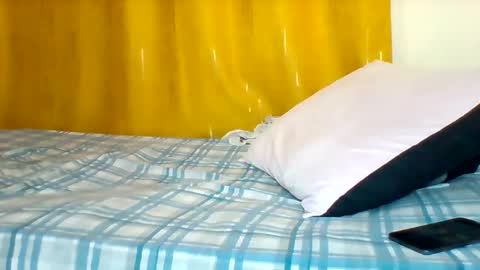 FLORAH DANIEL online show from 03.07.25