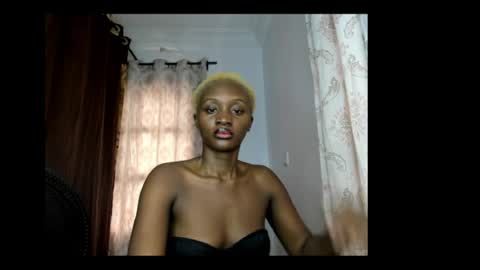 Snapshot of assy_girl25 chatting on 06.05.26 Assy girl25 online show from 06.05.26