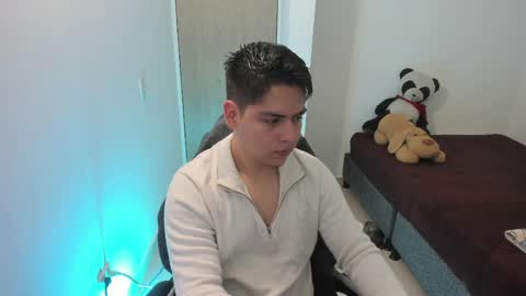 Asta Kuno online show from 05.01.26