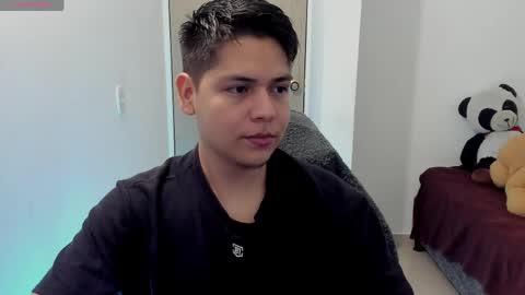Asta Kuno online show from 05.03.26