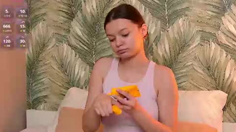Aster Quinn online show from 06.25.26