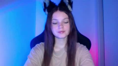 astradream_ online show from 10.07.25