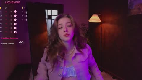 Snapshot of astramist chatting on 09.11.25 astramist online show from 09.11.25