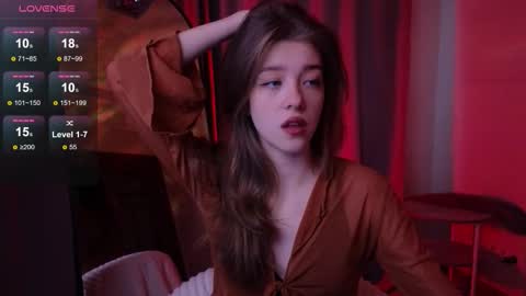 Snapshot of astramist chatting on 10.24.25 astramist online show from 10.24.25