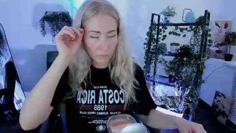 astramonroe online show from 06.16.26