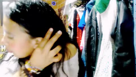 astrid_hauser66 online show from 10.27.25