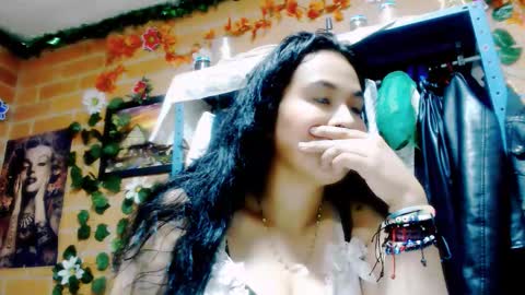 astrid_hauser66 online show from 11.04.25