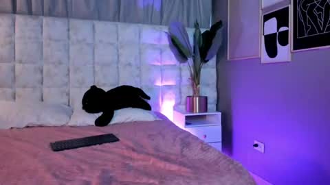 astrid_velle online show from 07.28.26