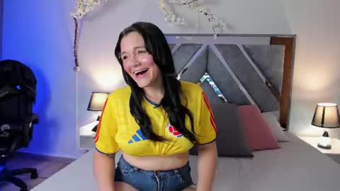 Astrid  online show from 06.14.26