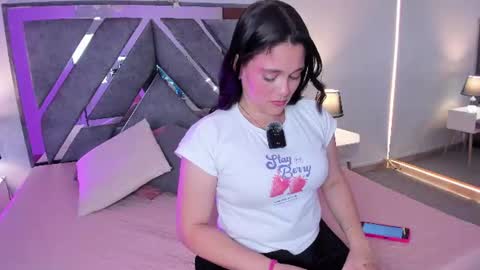 Astrid  online show from 07.26.26