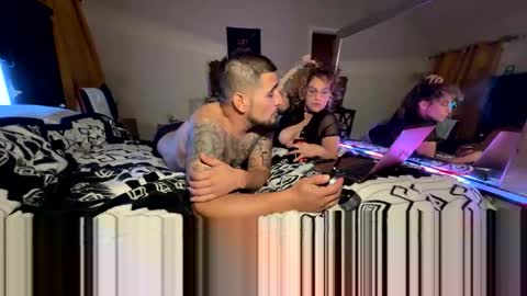 Snapshot of astro_n_tatiana chatting on 11.08.25 astro_n_tatiana online show from 11.08.25