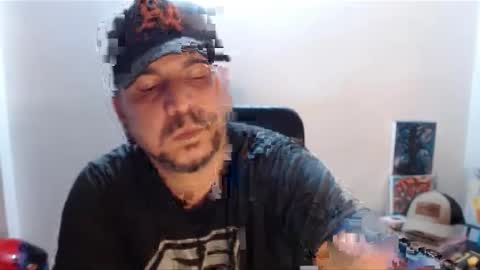 Snapshot of astton_nick chatting on 12.28.24 Nick Astton online show from 12.28.24