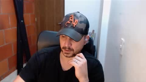 Snapshot of astton_nick chatting on 02.11.25 Nick Astton online show from 02.11.25