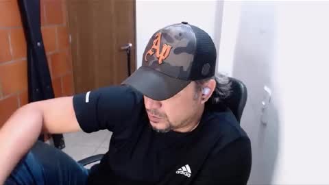 Snapshot of astton_nick chatting on 03.11.25 Nick Astton online show from 03.11.25