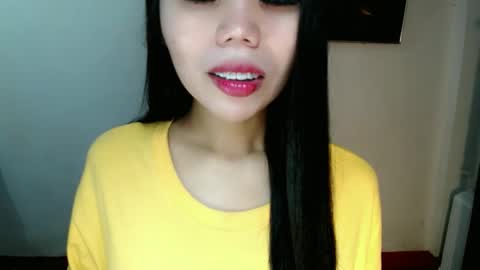 Snapshot of asuna_charming chatting on 12.21.25 asuna_charming online show from 12.21.25