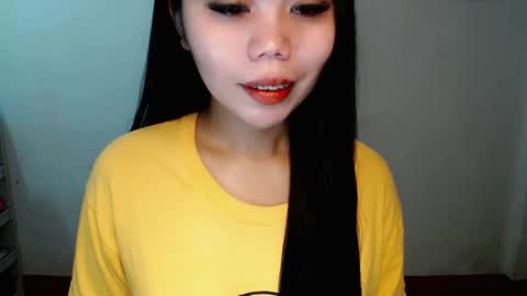 Snapshot of asuna_charming chatting on 02.14.26 asuna_charming online show from 02.14.26