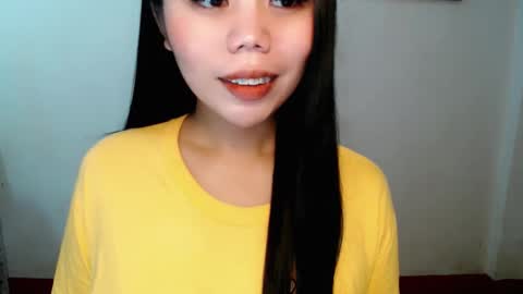 Snapshot of asuna_charming chatting on 02.15.26 asuna_charming online show from 02.15.26