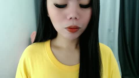 Snapshot of asuna_charming chatting on 02.26.26 asuna_charming online show from 02.26.26