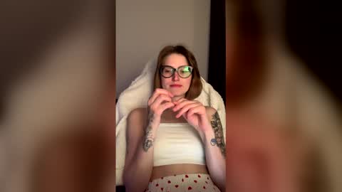 Snapshot of asya_new chatting on 05.28.26 asya_new online show from 05.28.26