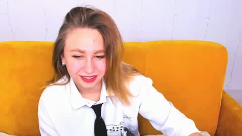 Snapshot of asyapink chatting on 02.18.25 AsyaPink online show from 02.18.25