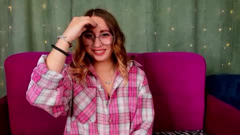 Snapshot of asyapink chatting on 10.11.25 AsyaPink online show from 10.11.25