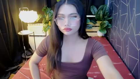 atashakendall online show from 04.21.26