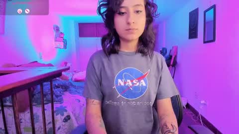 Snapshot of atenea_dragon__ chatting on 09.09.25 Atenea online show from 09.09.25