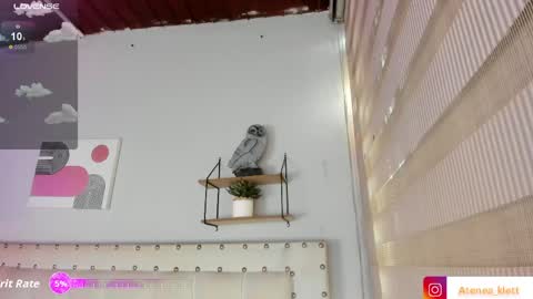 Snapshot of atenea_klett_ chatting on 05.11.26 ATENEA online show from 05.11.26