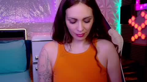 Snapshot of athenaautumn chatting on 06.25.26 Athena Autumn online show from 06.25.26