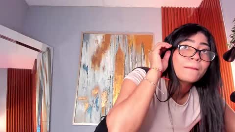 Thiana online show from 01.20.25