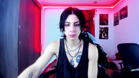 Snapshot of atheneoo_ chatting on 02.16.25 athenauwu online show from 02.16.25