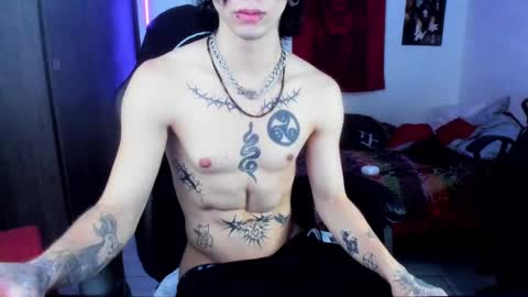 Snapshot of atheneoo_ chatting on 02.28.25 athenauwu online show from 02.28.25