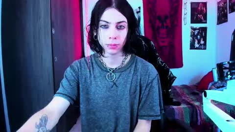 Snapshot of atheneoo_ chatting on 11.16.25 athenauwu online show from 11.16.25