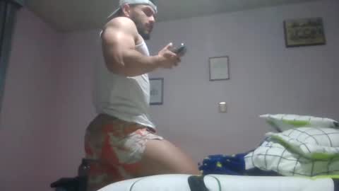 Snapshot of athlete_boy22 chatting on 12.25.24 Atlas online show from 12.25.24