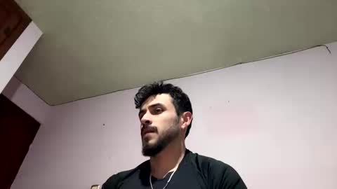 Snapshot of athlete_boy22 chatting on 10.15.25 Atlas online show from 10.15.25