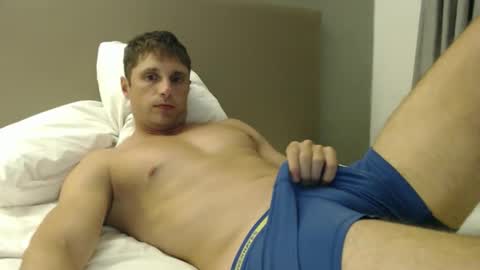 Snapshot of athleteguy55555 chatting on 02.08.26 tommycb55555 online show from 02.08.26