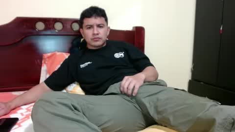 Robin online show from 03.25.26