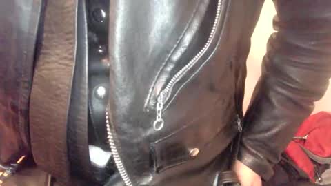Atlleather1 online show from 04.17.26