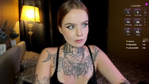 Snapshot of atomic_ketchup chatting on 01.02.25 online every day between 10am-23pm online show from 01.02.25