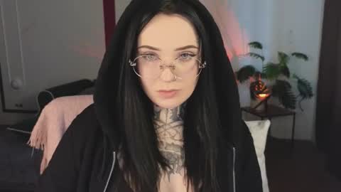 Snapshot of atomic_ketchup chatting on 11.28.25 online every day between 10am-23pm online show from 11.28.25