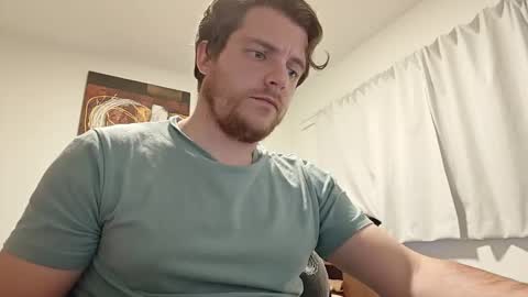 Snapshot of atomicoliver chatting on 01.09.25 atomicoliver online show from 01.09.25