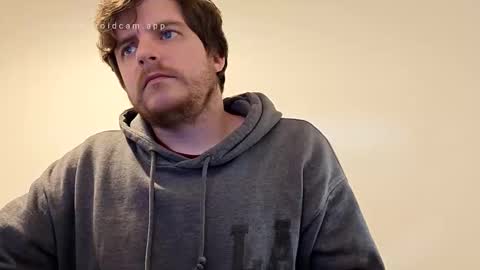 Snapshot of atomicoliver chatting on 03.24.26 atomicoliver online show from 03.24.26