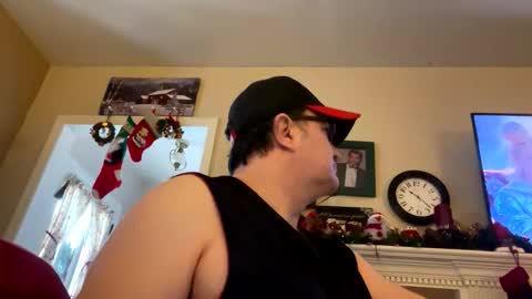 Snapshot of atozzzz chatting on 11.27.25 atozzzz online show from 11.27.25