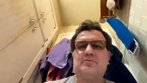 Snapshot of atozzzz chatting on 02.25.26 atozzzz online show from 02.25.26