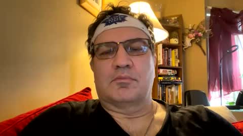 Snapshot of atozzzz chatting on 04.19.26 atozzzz online show from 04.19.26