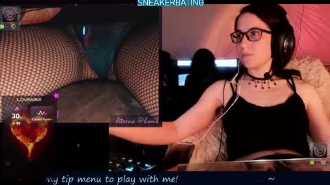 Snapshot of atrena chatting on 06.08.26 Atrena online show from 06.08.26