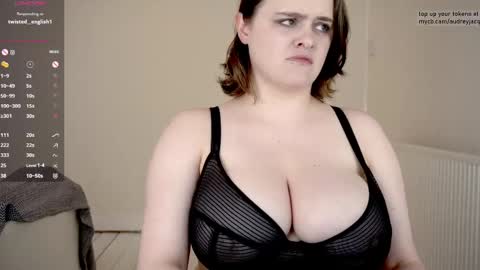 Snapshot of audreyjacq chatting on 05.26.26 Audrey Jacq online show from 05.26.26