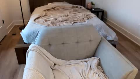 Miss Audrey online show from 03.11.25