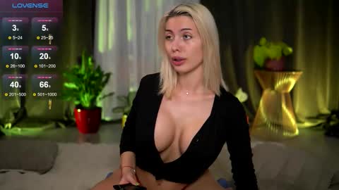 Isabella online show from 03.03.26