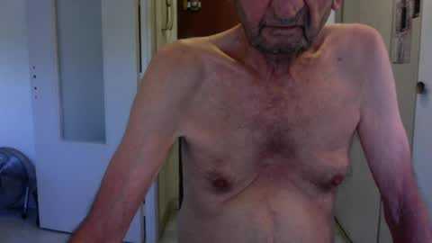 Snapshot of auguste688483 chatting on 06.20.26 auguste688483 online show from 06.20.26